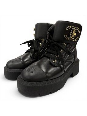 Chanel Quilted Chain CC Logo Turnlock Leather Short Boots Black